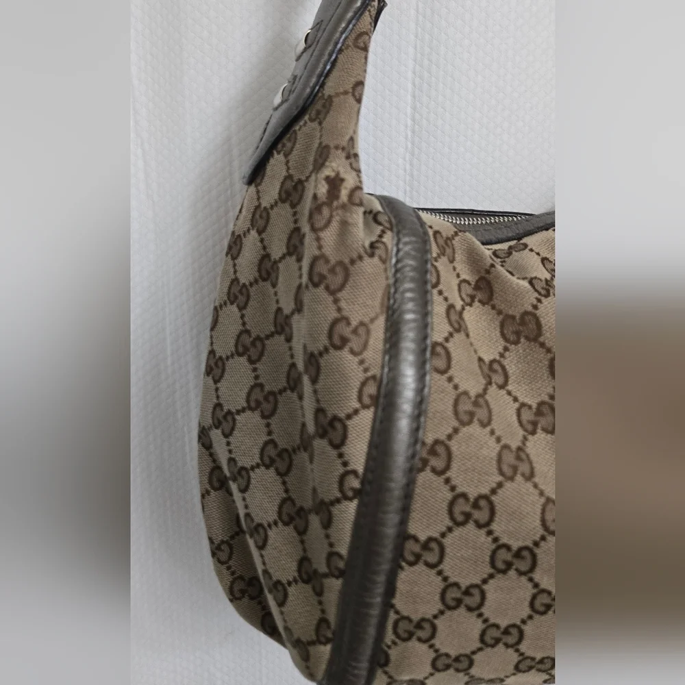 GUC Authentic Gucci GG Beige/ Gray Canvas Techno Horsebit Hobo Handbag - Picture 7 of 16